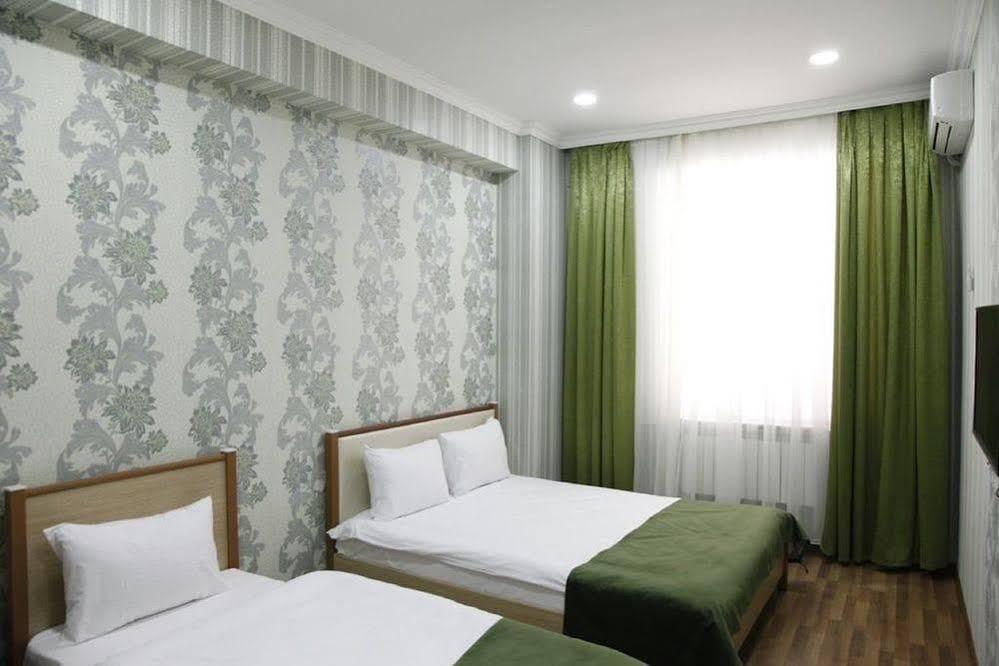 Nord West Hotel Baku Bagian luar foto