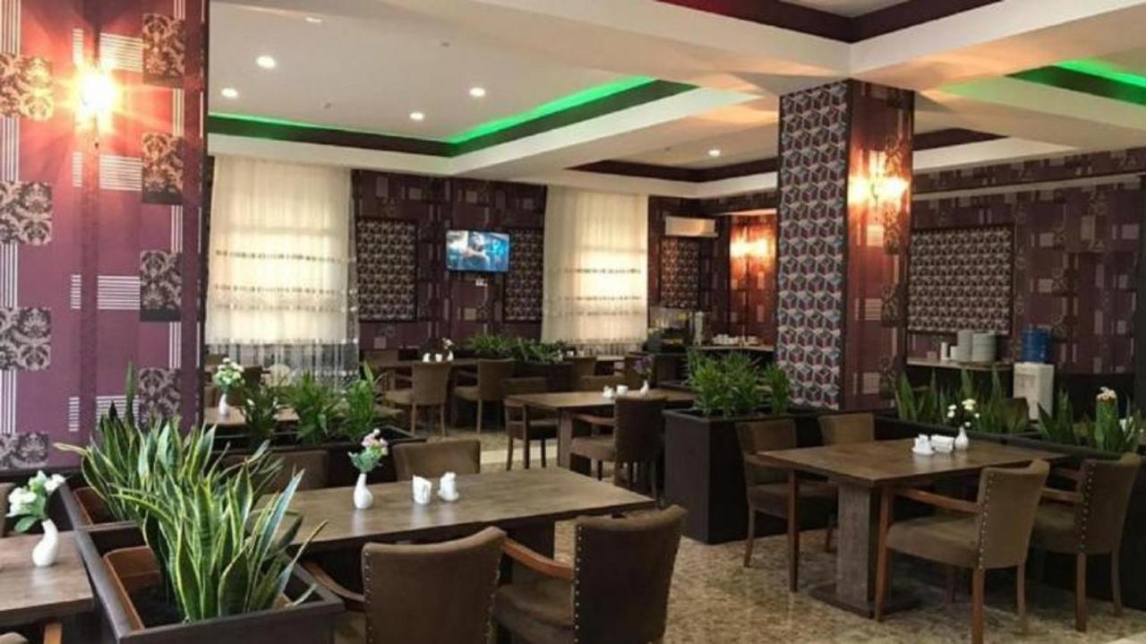 Nord West Hotel Baku Bagian luar foto