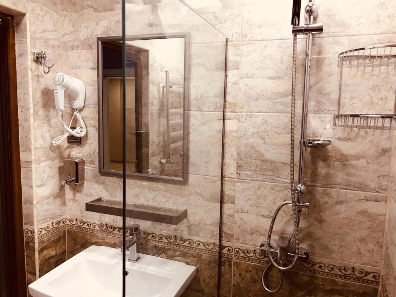 Nord West Hotel Baku Bagian luar foto
